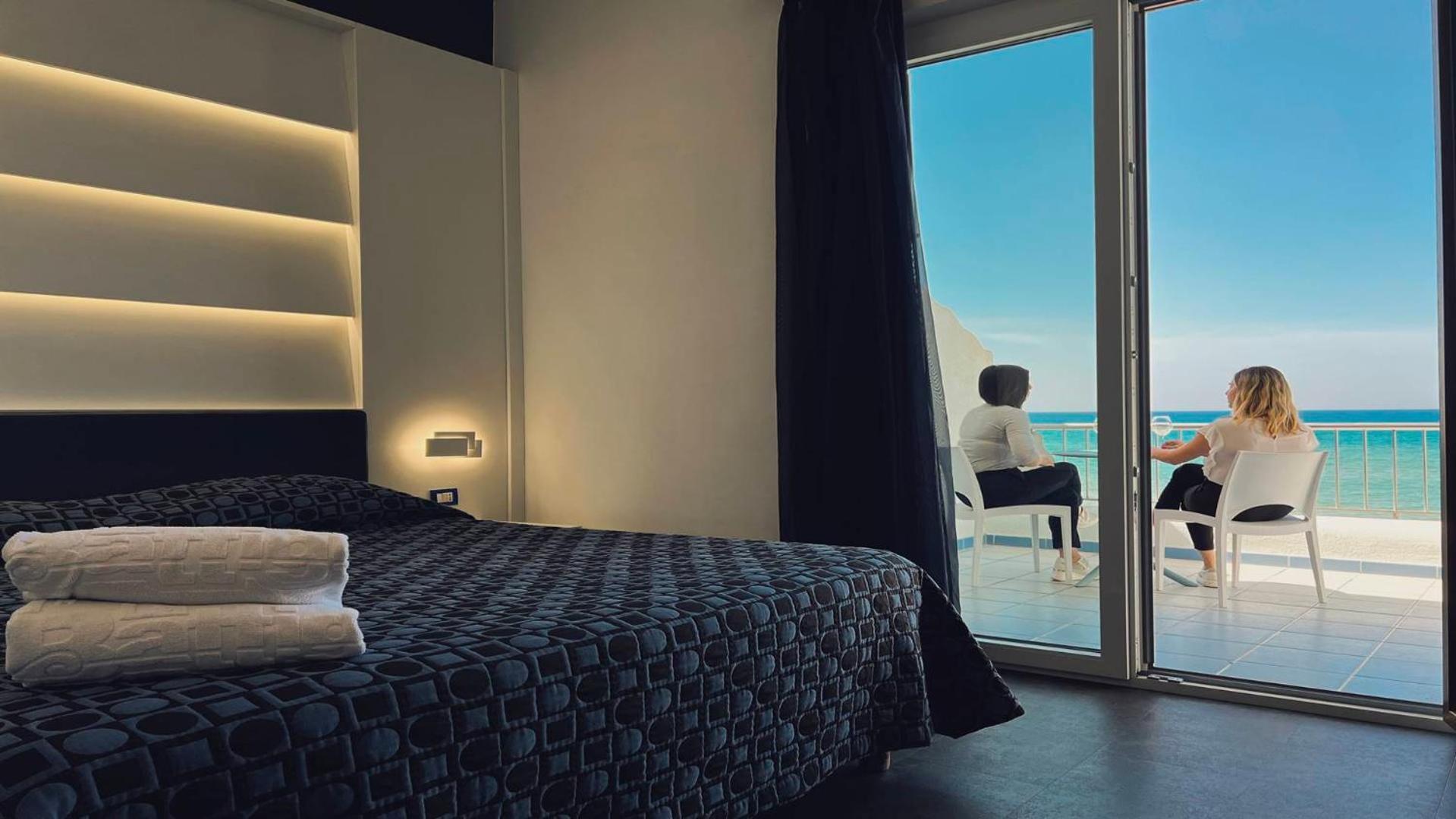 Hotel La Battigia ألكامو مارينا المظهر الخارجي الصورة