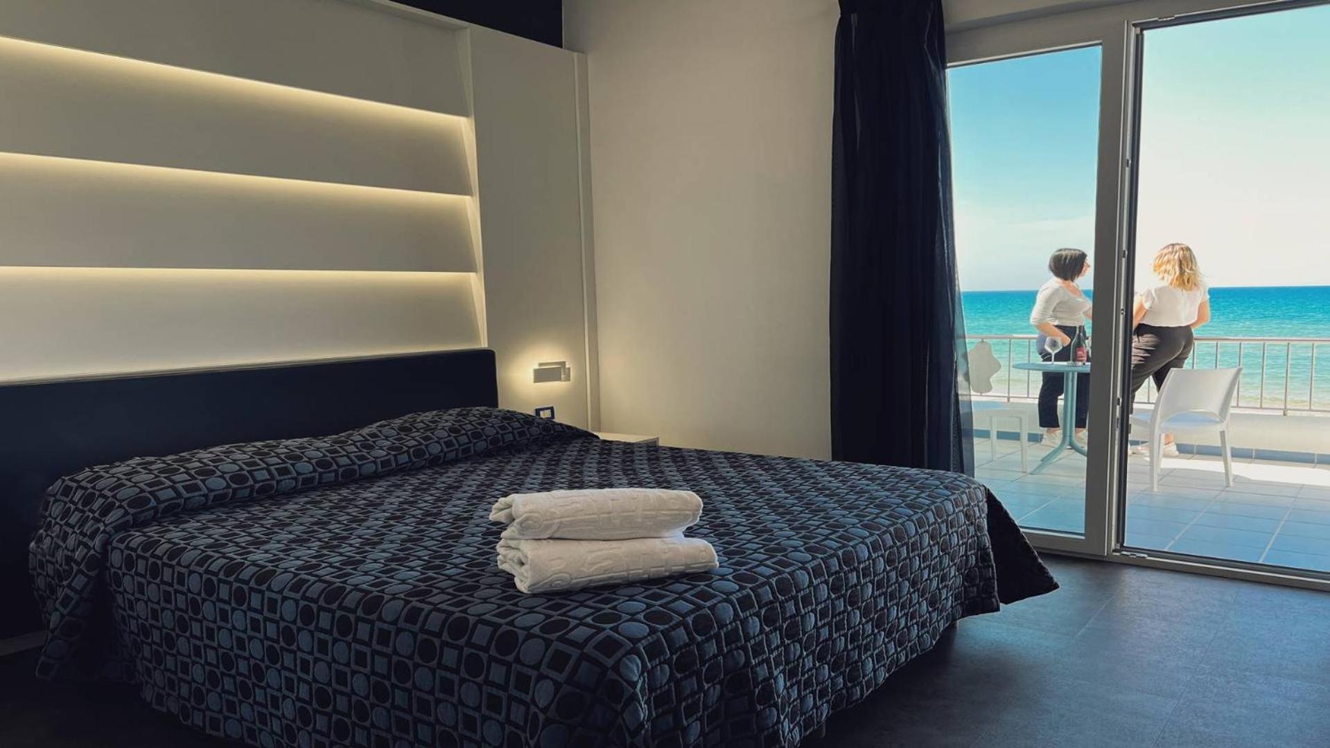 Hotel La Battigia ألكامو مارينا المظهر الخارجي الصورة
