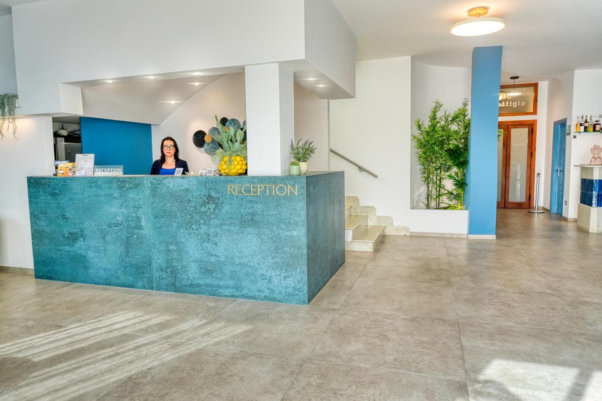 Hotel La Battigia ألكامو مارينا المظهر الخارجي الصورة